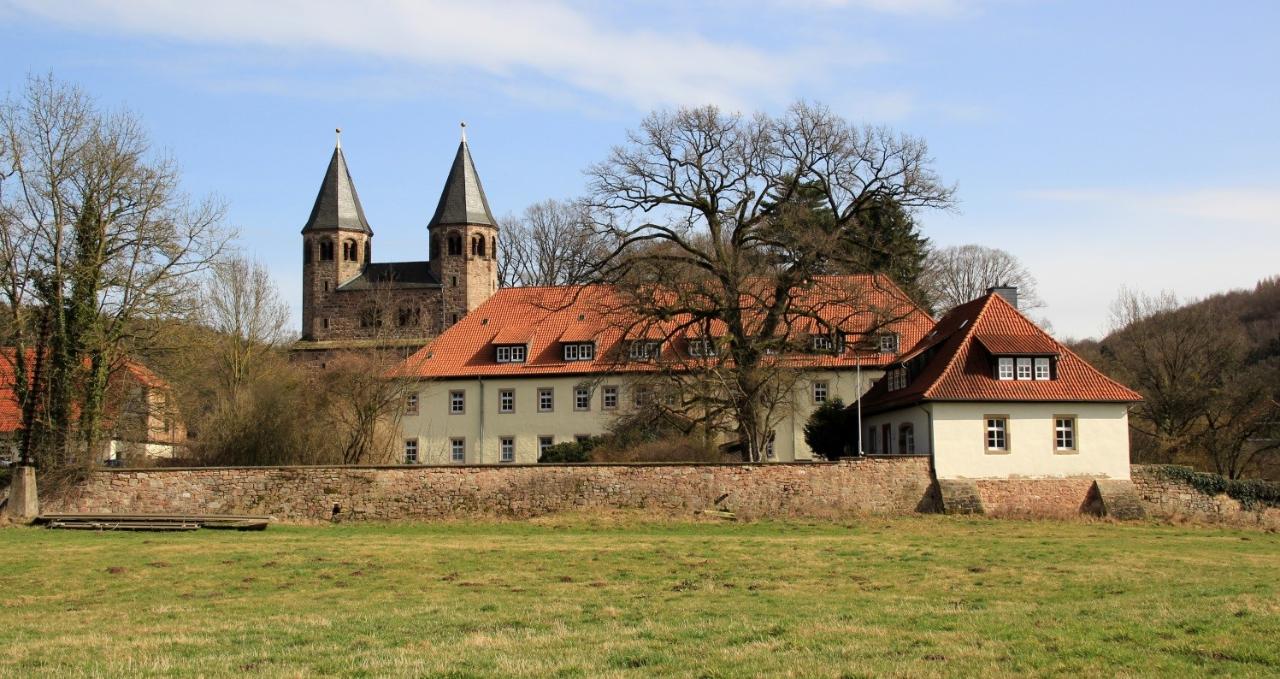 2024-04-16 Blick auf Kloster Bursfelde.jpg