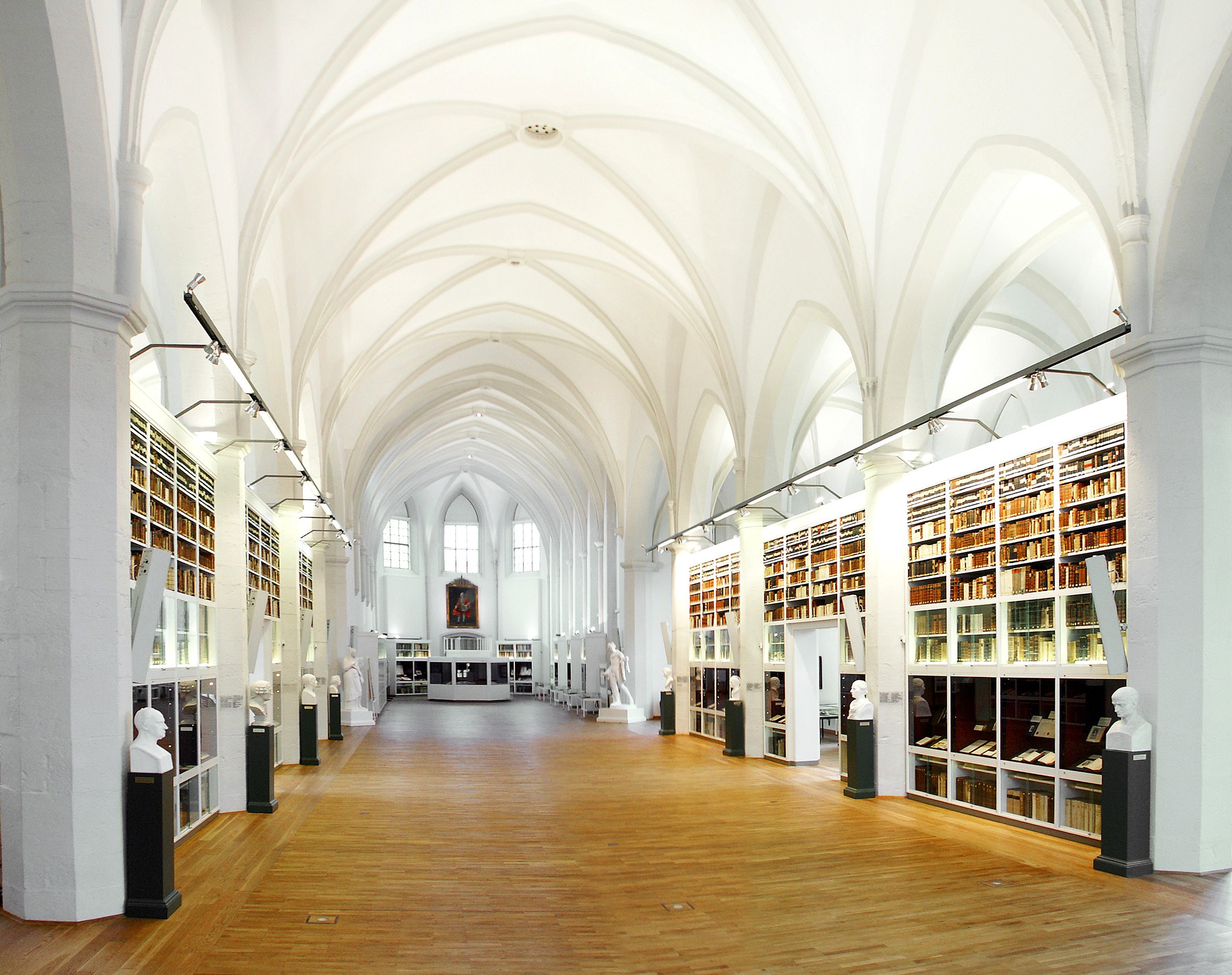 SUB_Goettingen_Paulinerkirche.jpg