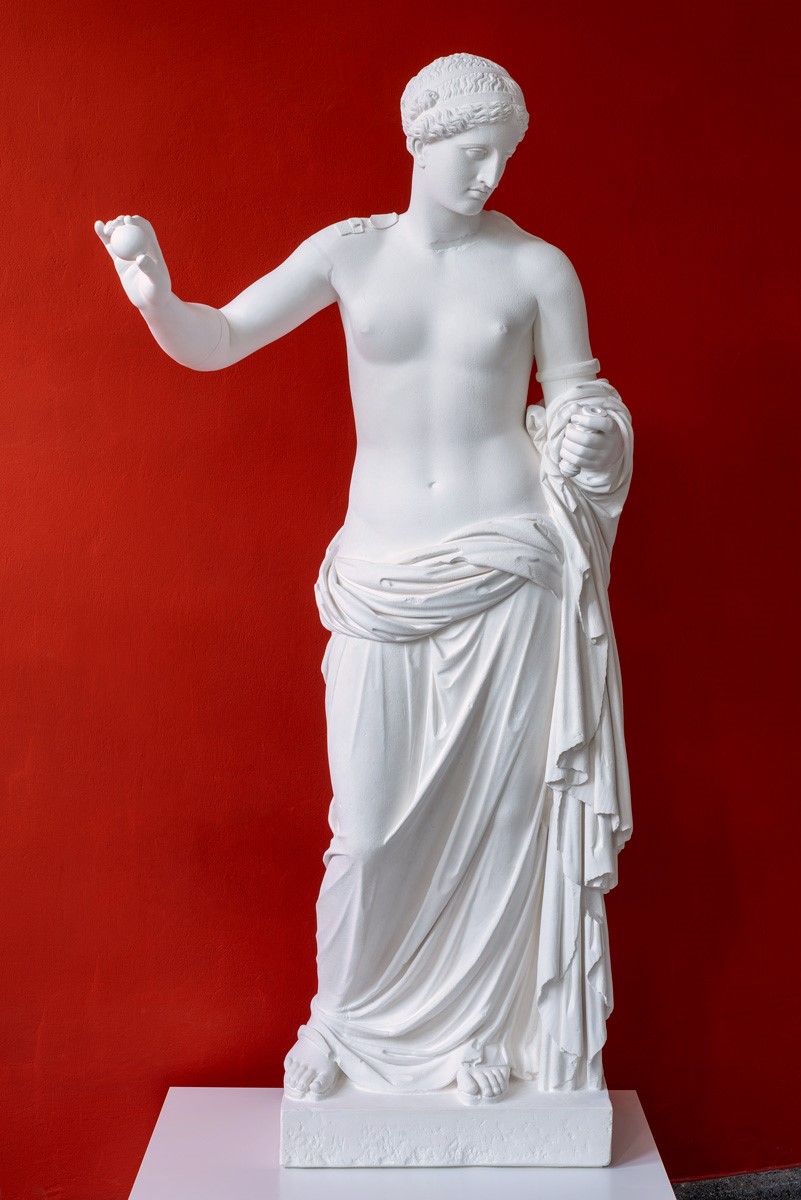 Venus von Arles.jpg